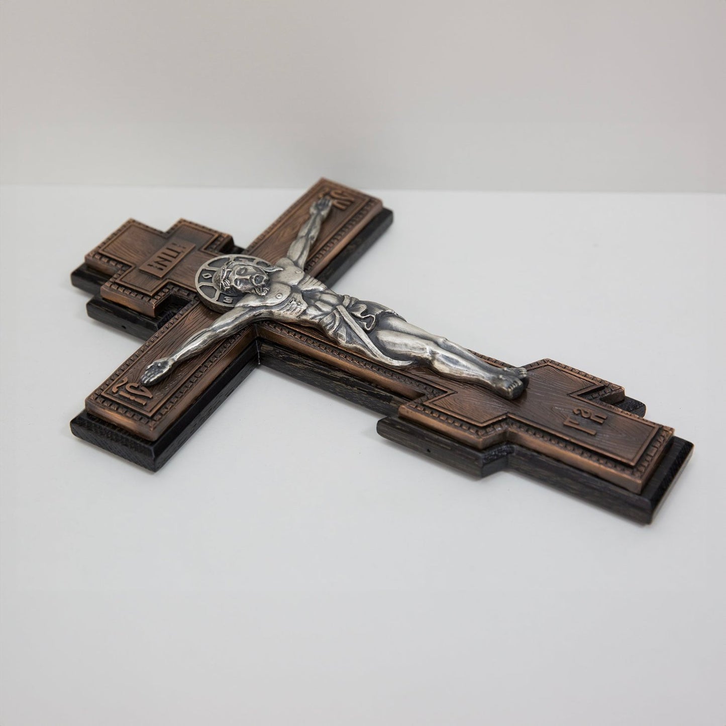 Crucifix de perete K02 la pret de 680 RON, cruce, cruce ortodoxa, cruce ortodoxa model, crucifix, crucifix ortodox, crucifixul, modele de cruci ortodoxe