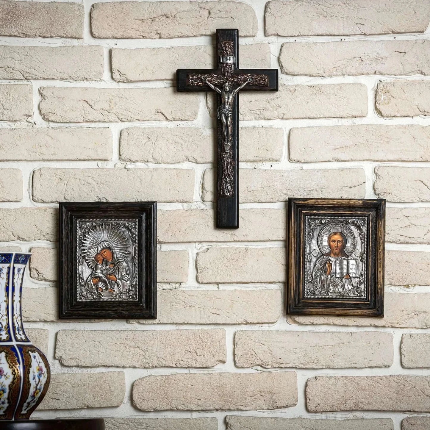 Crucifix de perete K03 la pret de 680 RON, cruce, cruce ortodoxa, cruce ortodoxa model, crucifix, crucifix ortodox, crucifixul, modele de cruci ortodoxe