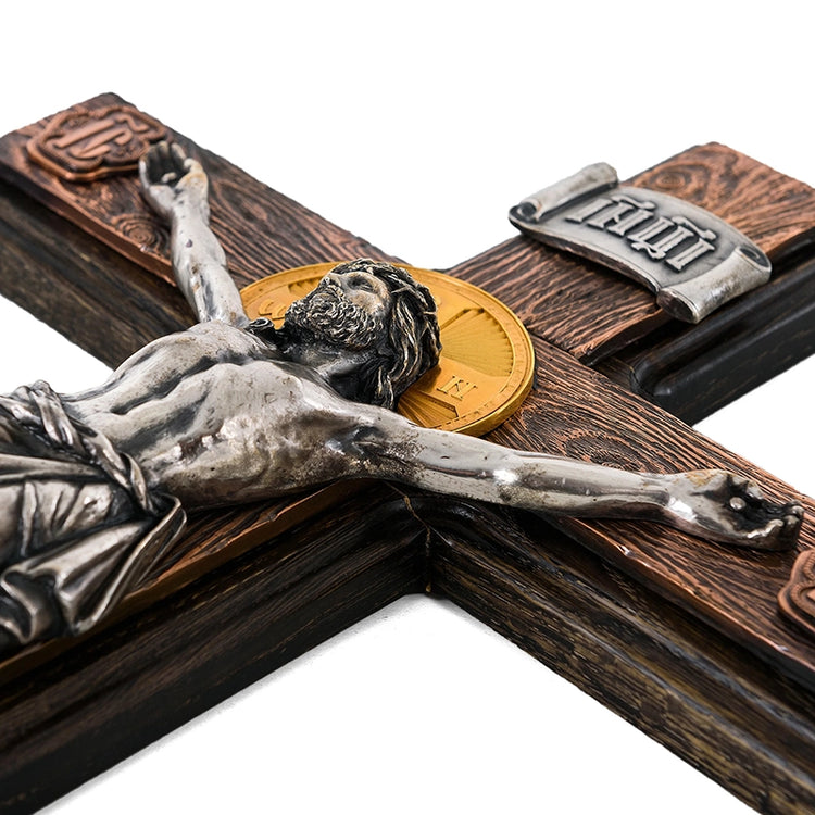 Crucifixe și cruci