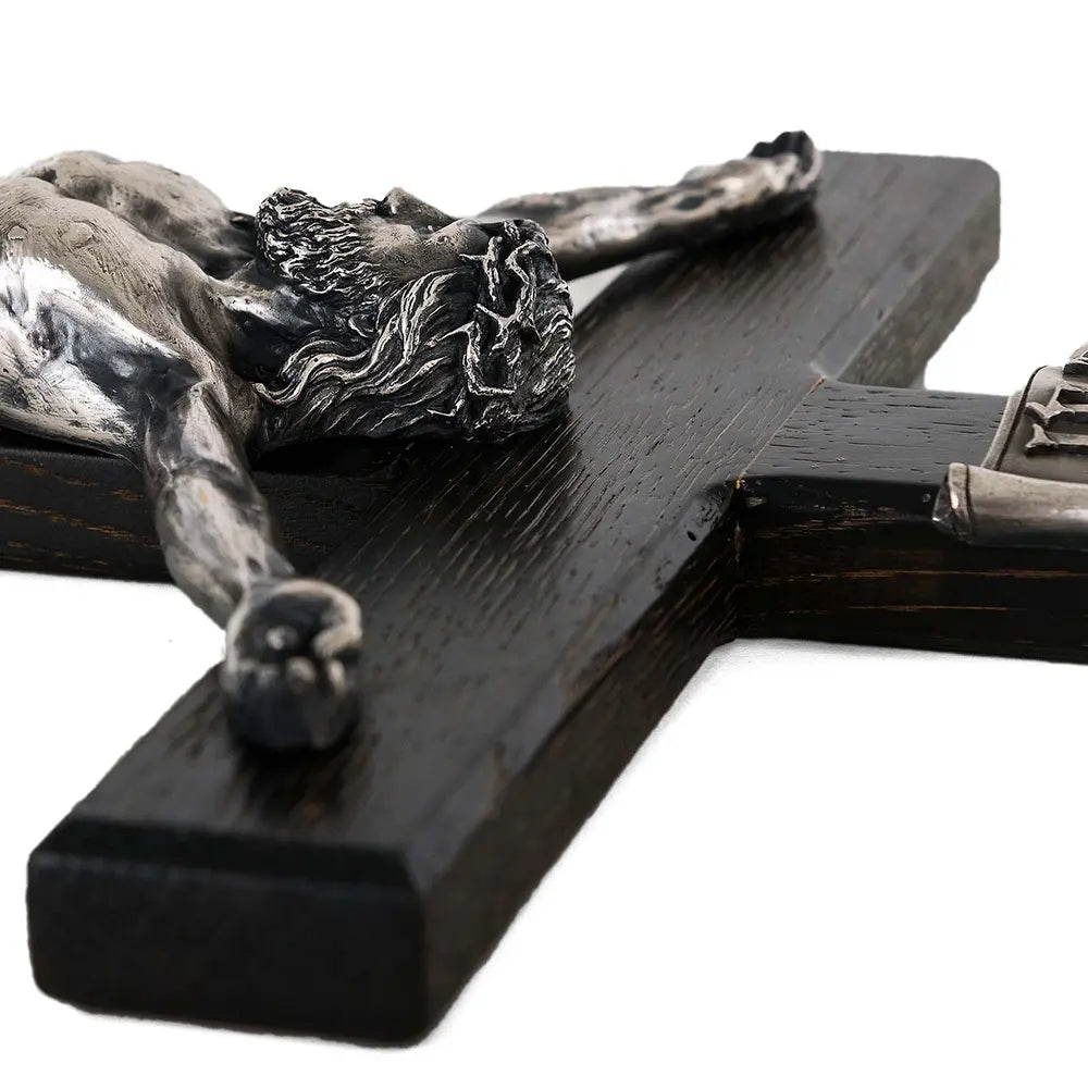 Crucifix de perete K01.1