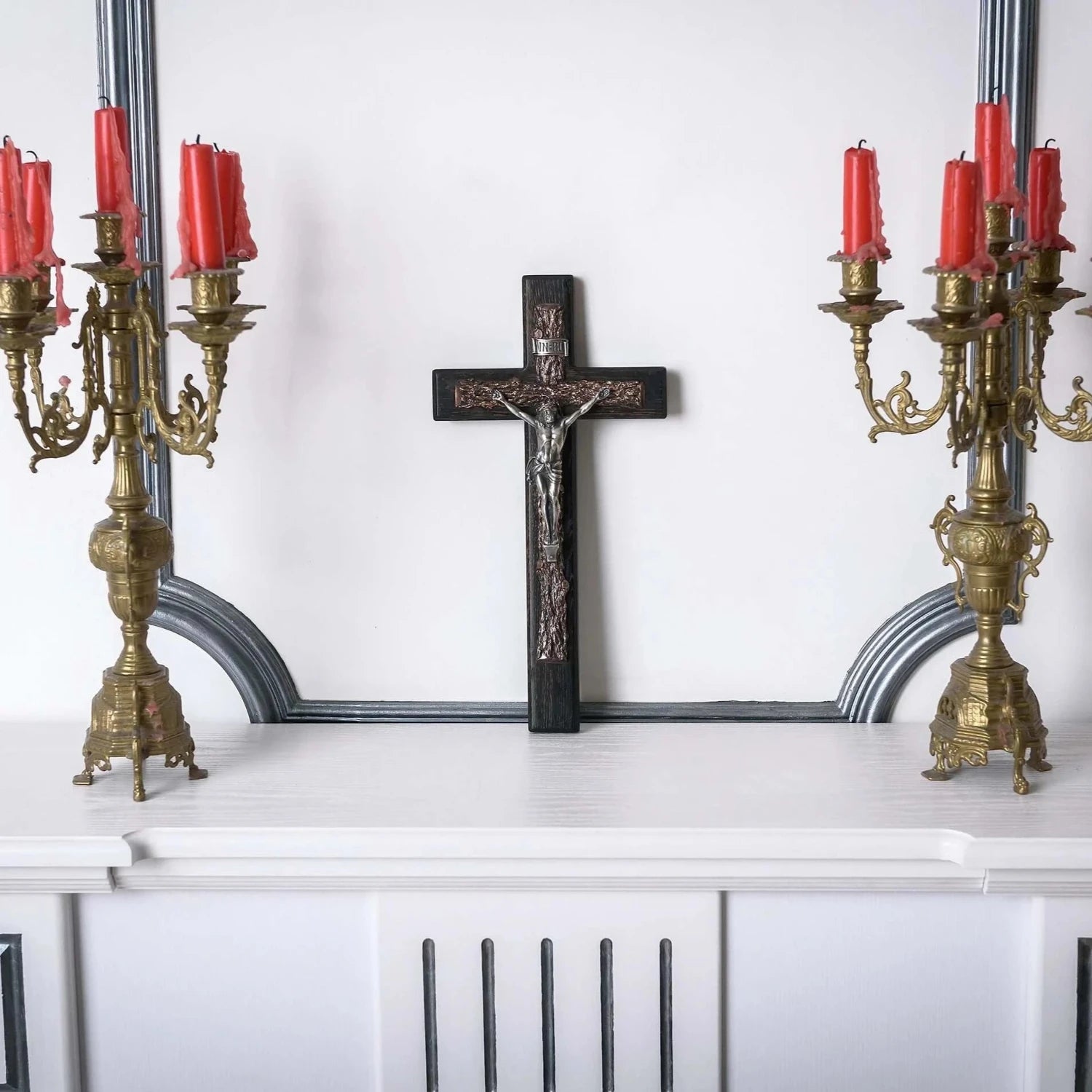 Crucifix de perete K03