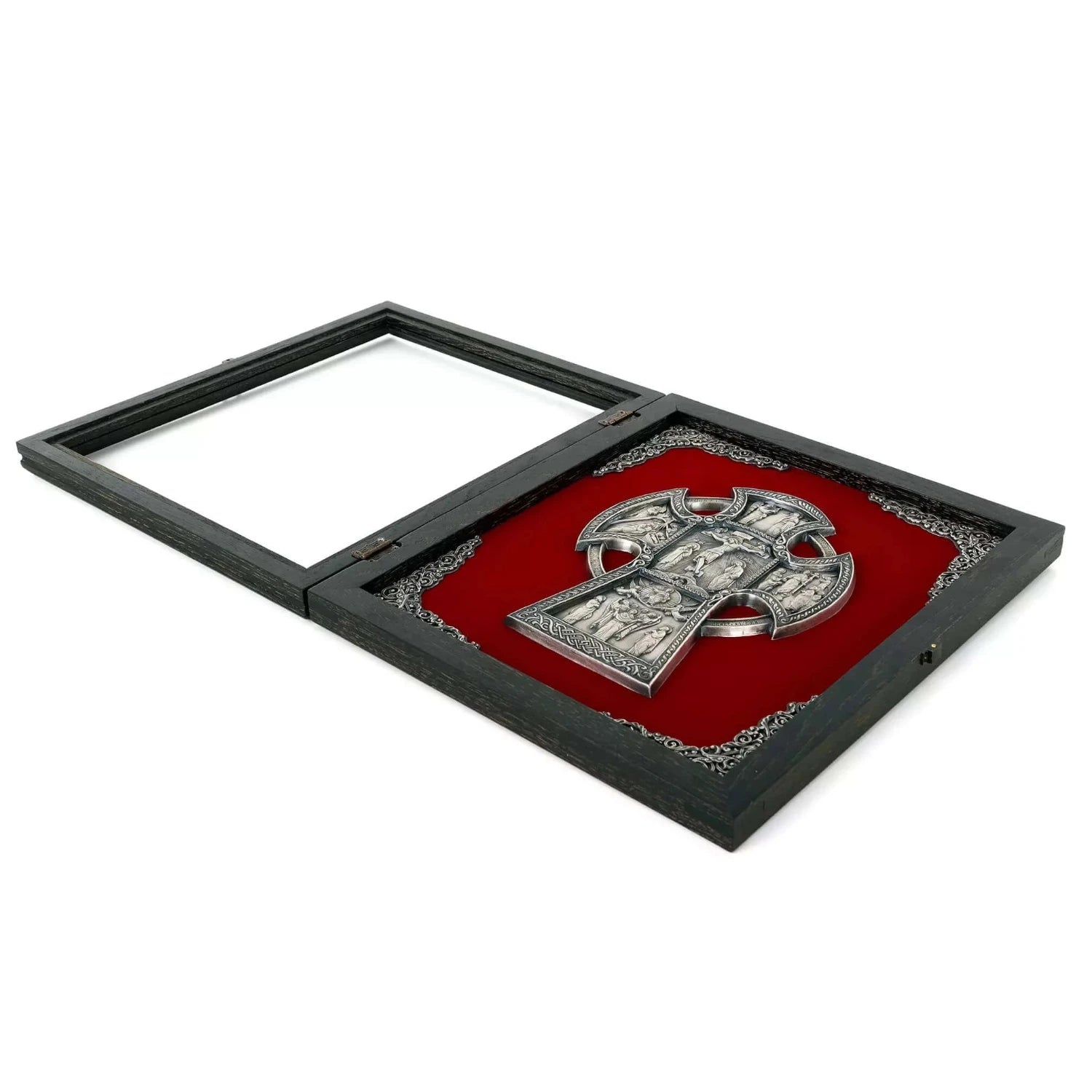 Crucifix în ramă K05.1