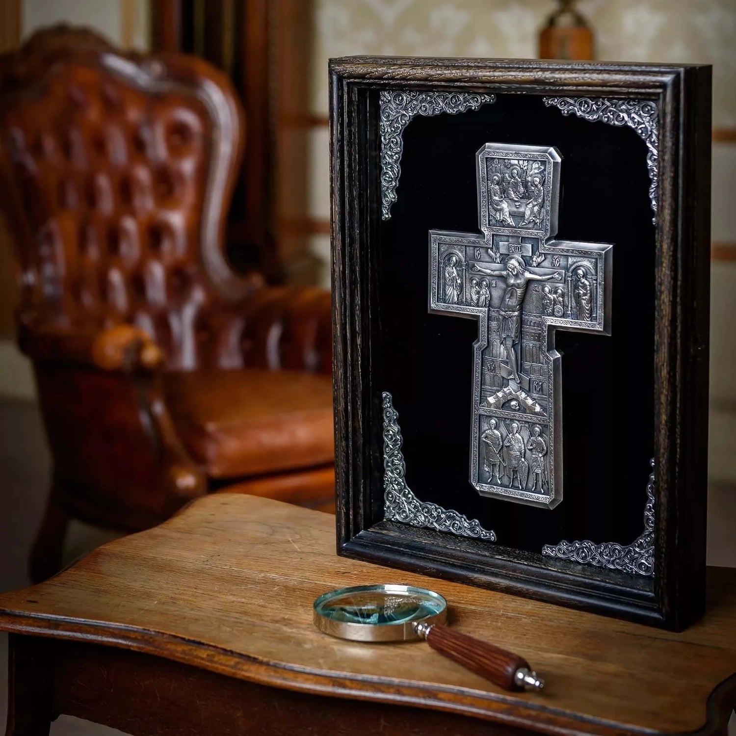 Crucifix în ramă K04 la pret de 1160 RON, cruce, cruce ortodoxa, cruce ortodoxa model, crucifix, crucifix ortodox, crucifixul, modele de cruci ortodoxe