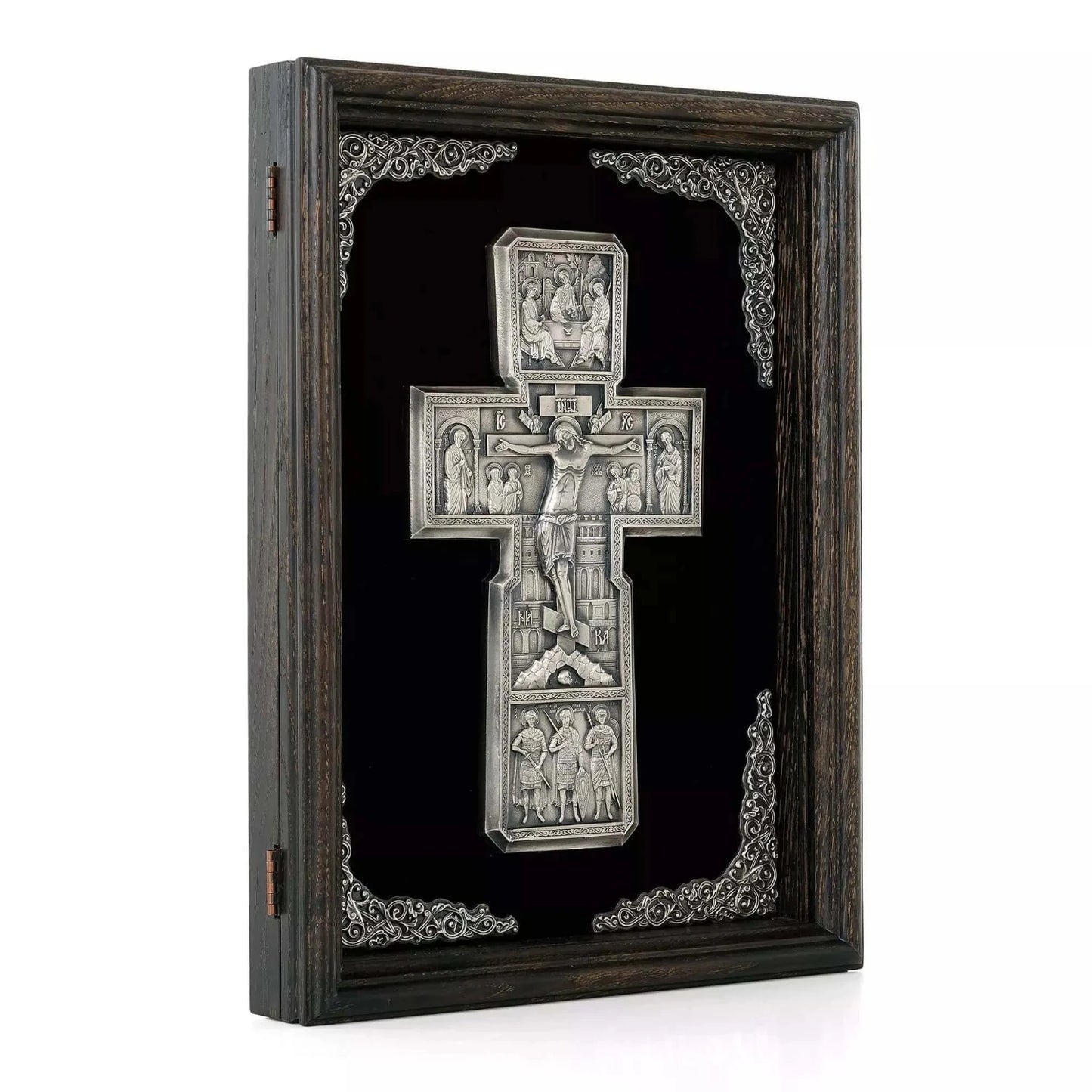 Crucifix în ramă K04 la pret de 1160 RON, cruce, cruce ortodoxa, cruce ortodoxa model, crucifix, crucifix ortodox, crucifixul, modele de cruci ortodoxe