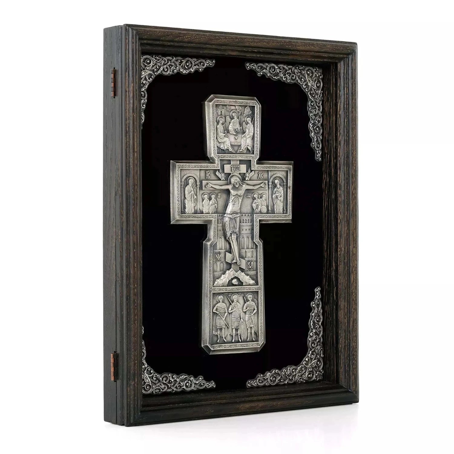 Crucifix în ramă K04 la pret de 1160 RON, cruce, cruce ortodoxa, cruce ortodoxa model, crucifix, crucifix ortodox, crucifixul, modele de cruci ortodoxe