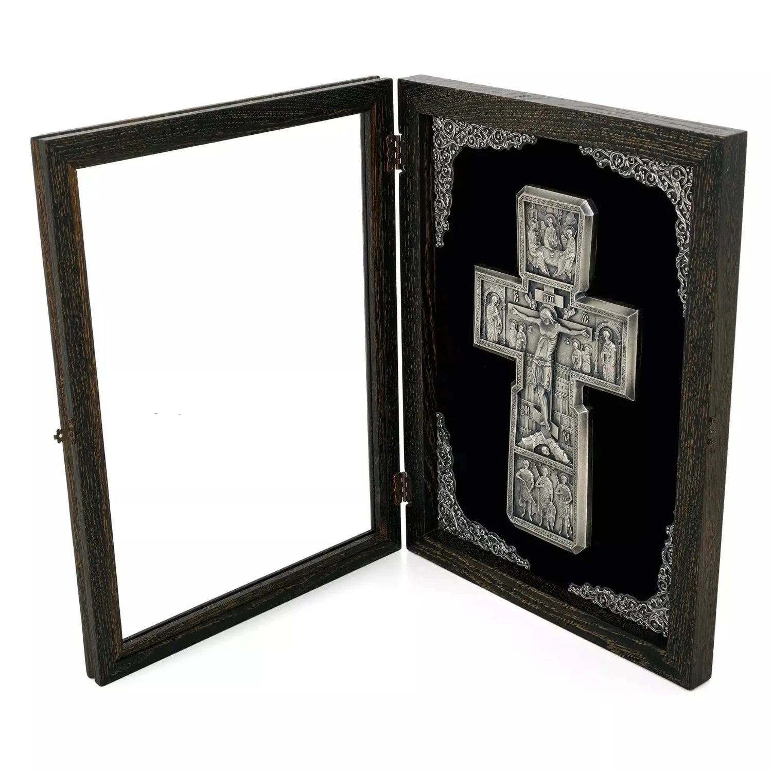 Crucifix în ramă K04 la pret de 1160 RON, cruce, cruce ortodoxa, cruce ortodoxa model, crucifix, crucifix ortodox, crucifixul, modele de cruci ortodoxe