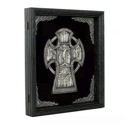 Crucifix în ramă K05 la pret de 1160 RON, cruce, cruce ortodoxa, cruce ortodoxa model, crucifix, crucifix ortodox, crucifixul, modele de cruci ortodoxe