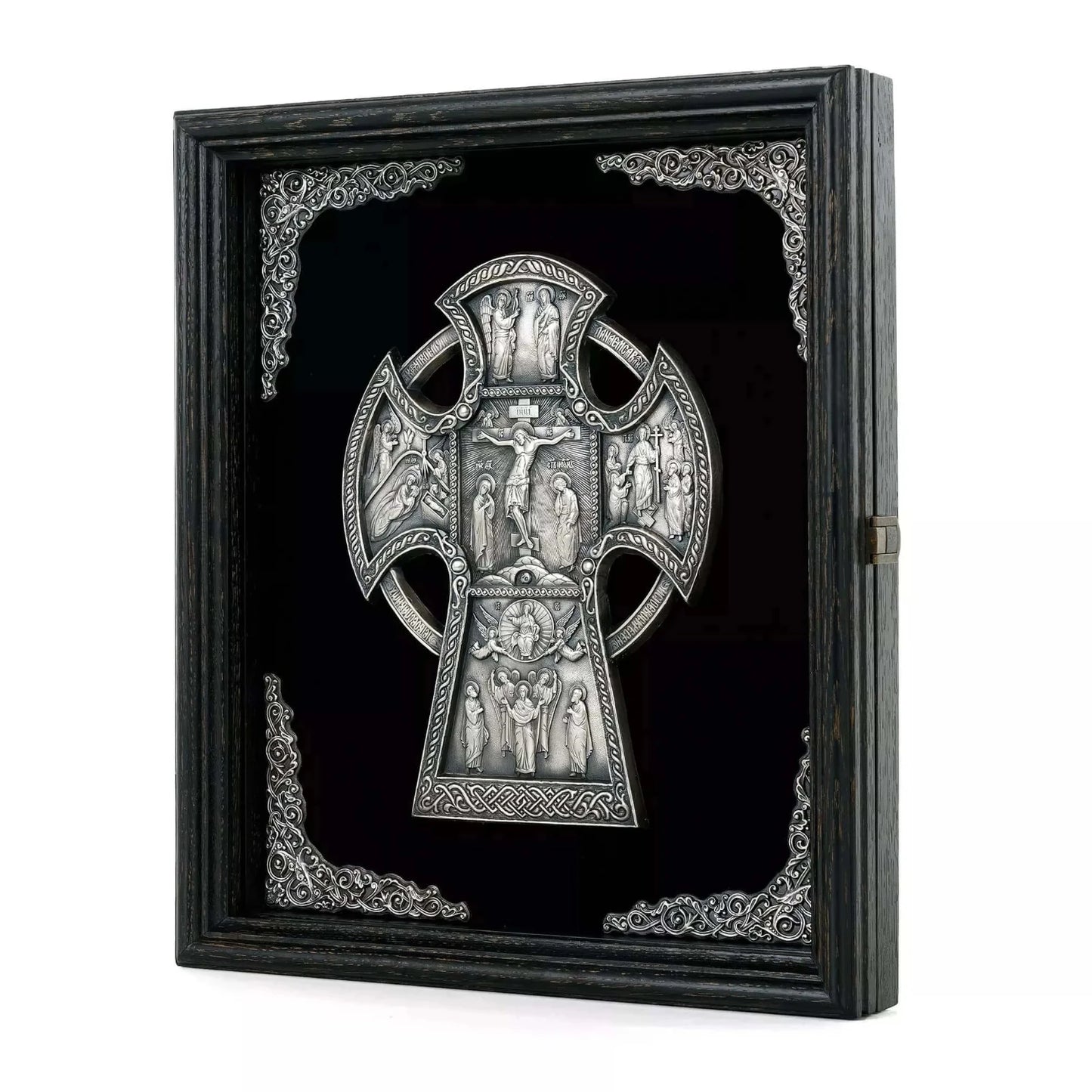 Crucifix în ramă K05 la pret de 1160 RON, cruce, cruce ortodoxa, cruce ortodoxa model, crucifix, crucifix ortodox, crucifixul, modele de cruci ortodoxe