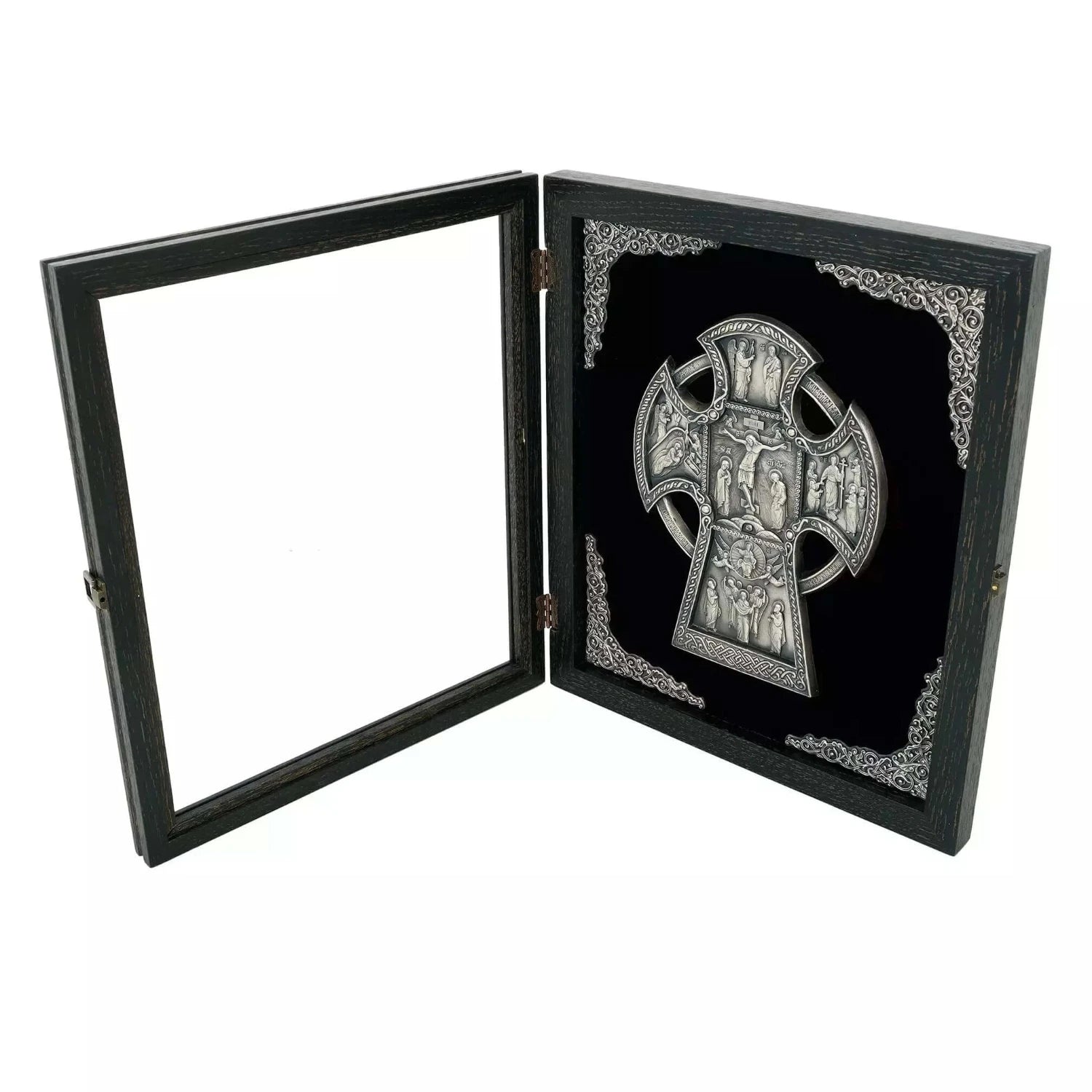 Crucifix în ramă K05